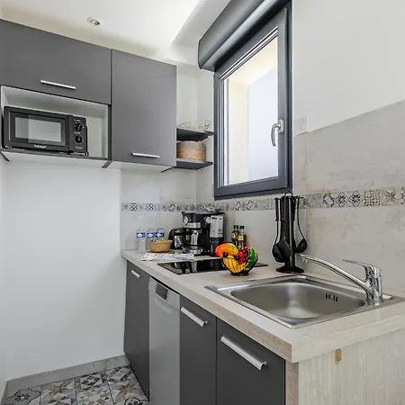 Apartmanhotel Les D'orly, Evasion A 15 Min De Paris 3*