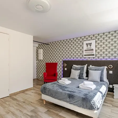 Aparthotel Les D'orly, Evasion A 15 Min De Paris 3*