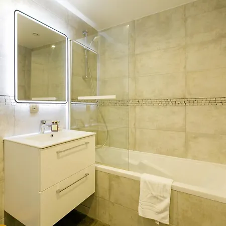 Apartmanhotel Les D'orly, Evasion A 15 Min De Paris Orly