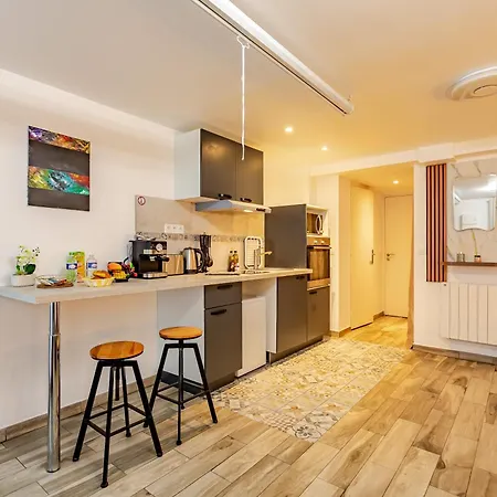 Aparthotel Urban évasion à 15 Min De Paris 3*